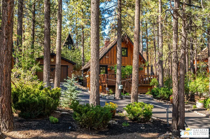 634 W Rainbow Boulevard, Big Bear City, California 92314