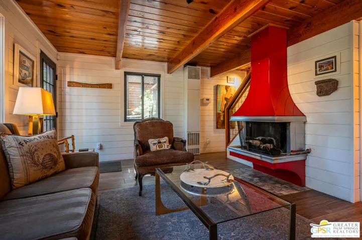 634 W Rainbow Boulevard, Big Bear City, California 92314