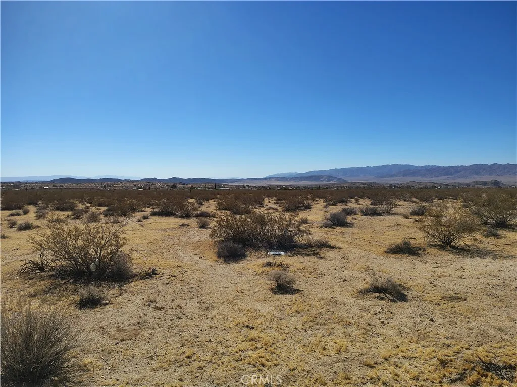 2681 Sunburst Avenue, Joshua Tree, California 92252 — photo 4