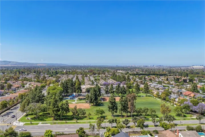 14 Yorktown, Irvine, California 92620