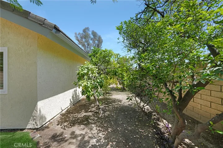 14 Yorktown, Irvine, California 92620