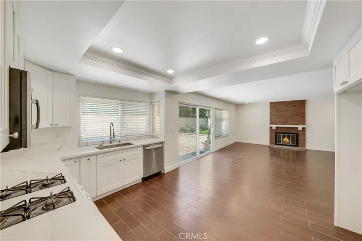 14 Yorktown, Irvine, California 92620