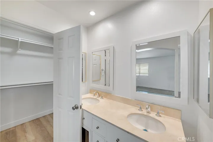 14 Yorktown, Irvine, California 92620