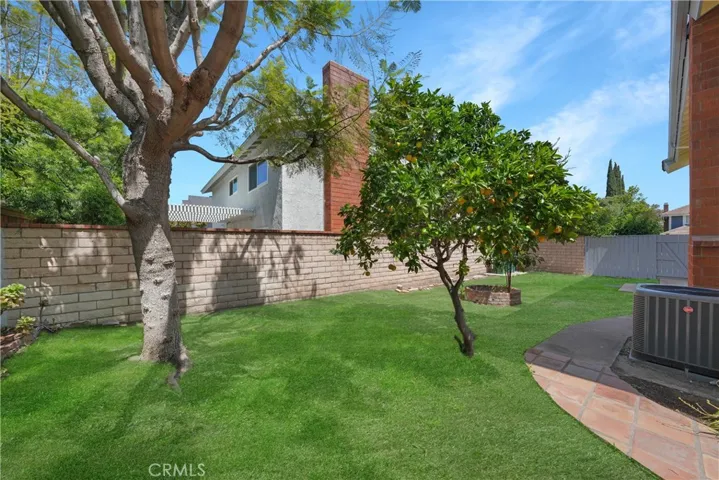 14 Yorktown, Irvine, California 92620