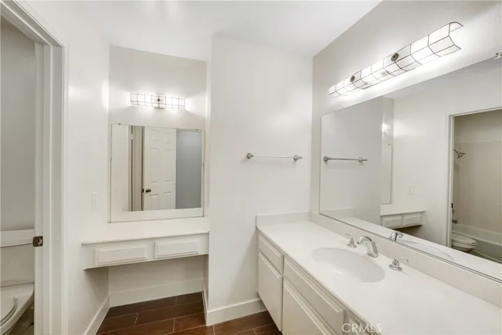 14 Yorktown, Irvine, California 92620