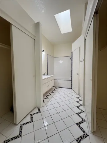 Pictures are from before current tenant moved in.