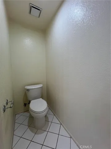 Pictures are from before current tenant moved in.