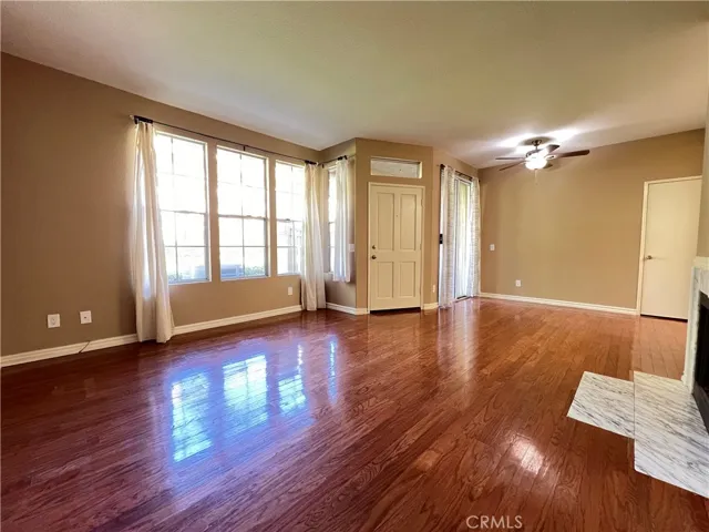 Pictures are from before current tenant moved in.