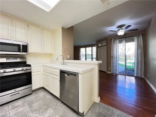 Pictures are from before current tenant moved in.