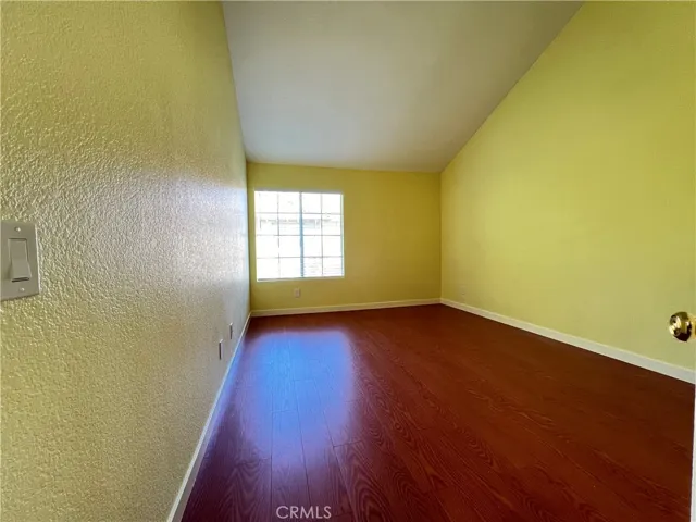 Pictures are from before current tenant moved in.