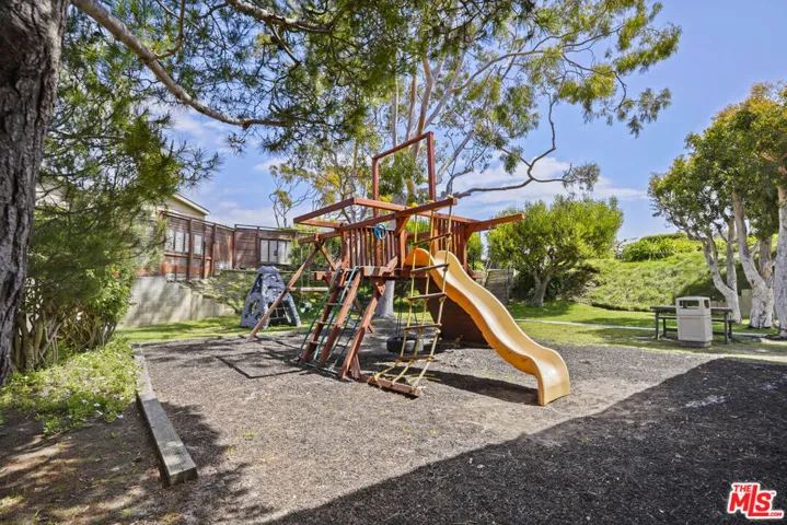29500 Heathercliff Road 265, Malibu, California 90265