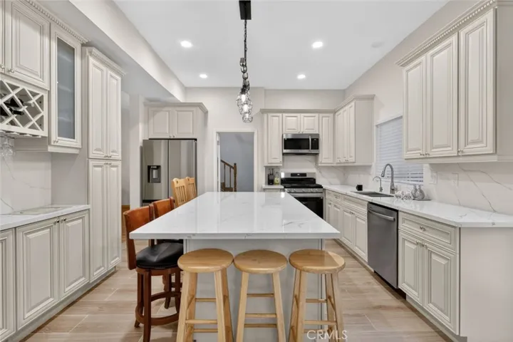 1401 Zion Way, Pine Mountain Club, California 93222
