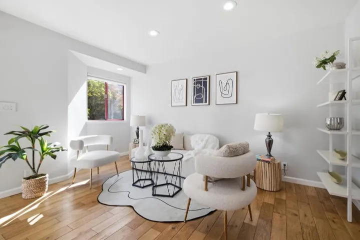 4151 El Camino Way Unit I, Palo Alto, California 94306