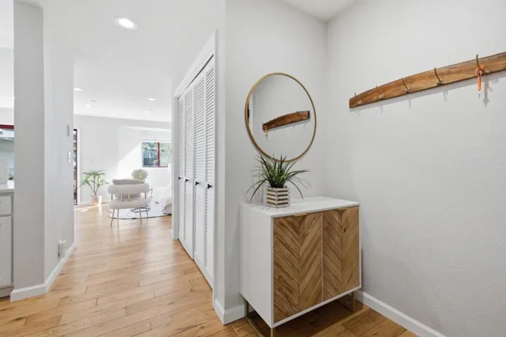 4151 El Camino Way Unit I, Palo Alto, California 94306