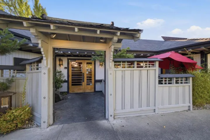 4151 El Camino Way Unit I, Palo Alto, California 94306