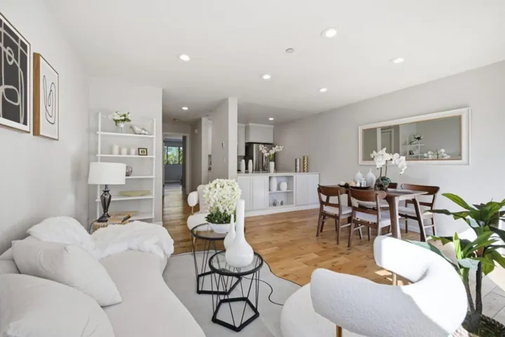4151 El Camino Way Unit I, Palo Alto, California 94306