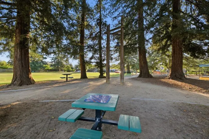 4151 El Camino Way Unit I, Palo Alto, California 94306