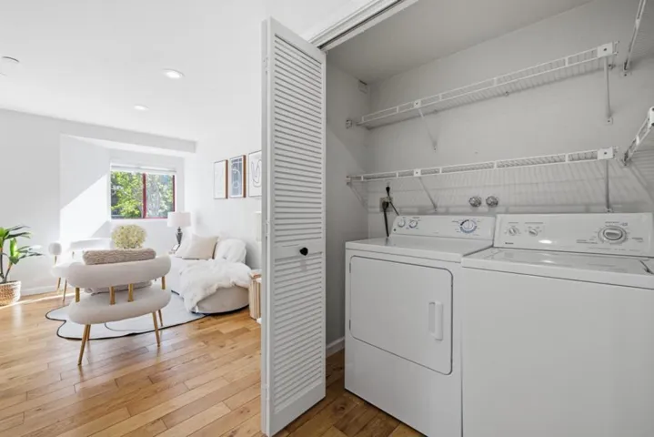 4151 El Camino Way Unit I, Palo Alto, California 94306