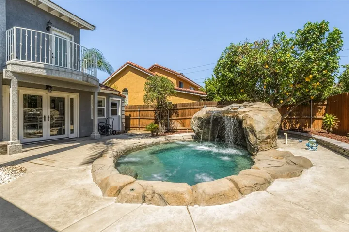 3946 Colorado River, Ontario, California 91761