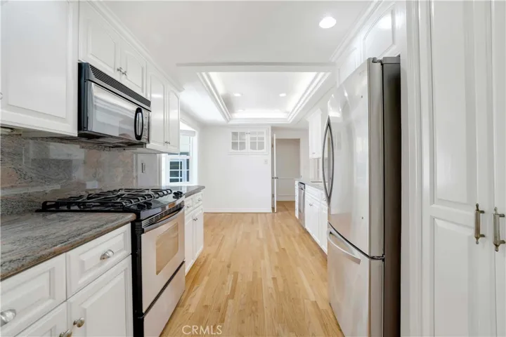 16504 Hiawatha Street, Granada Hills, California 91344