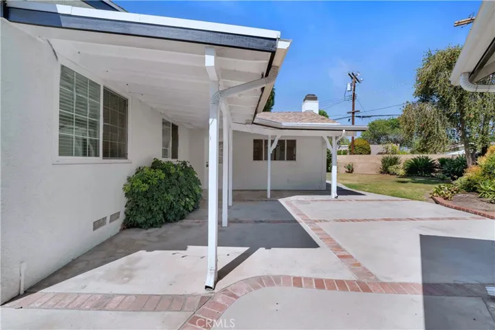 16504 Hiawatha Street, Granada Hills, California 91344