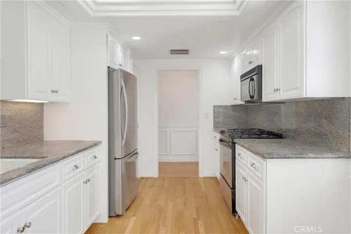 16504 Hiawatha Street, Granada Hills, California 91344