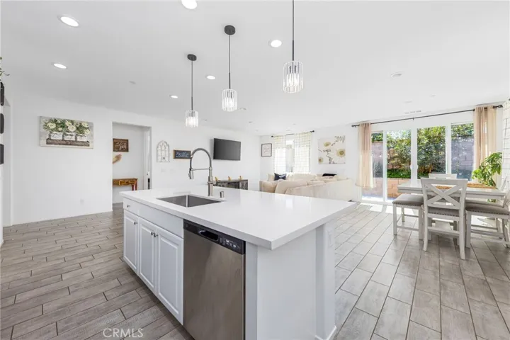 2735 Moonshimmer, Hemet, California 92543