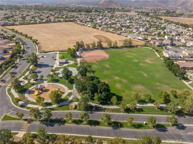 2735 Moonshimmer, Hemet, California 92543