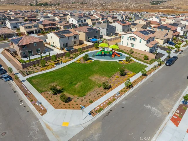 2735 Moonshimmer, Hemet, California 92543