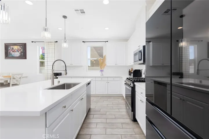 2735 Moonshimmer, Hemet, California 92543