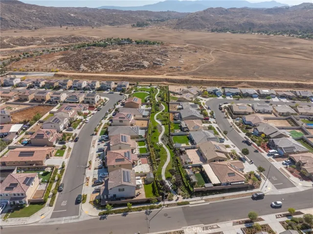 2735 Moonshimmer, Hemet, California 92543