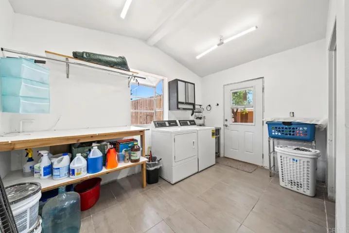 13256 Lindo Lane, Lakeside, California 92040