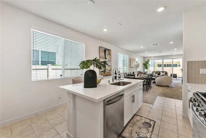 3691 S South Nexa Paseo, Ontario, California 91761