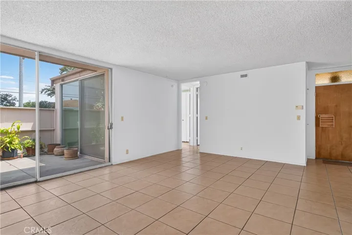 777 E Valley 136, Alhambra, California 91801