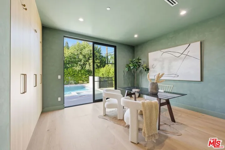 16643 Addison Street, Encino, California 91436