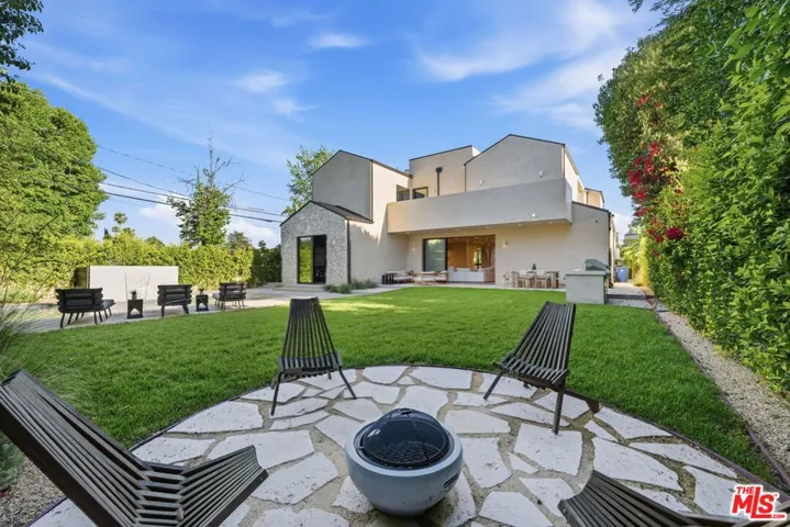 16643 Addison Street, Encino, California 91436