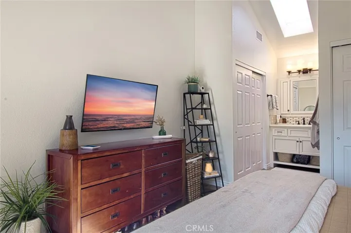 2541 N River Trail, Orange, California 92865
