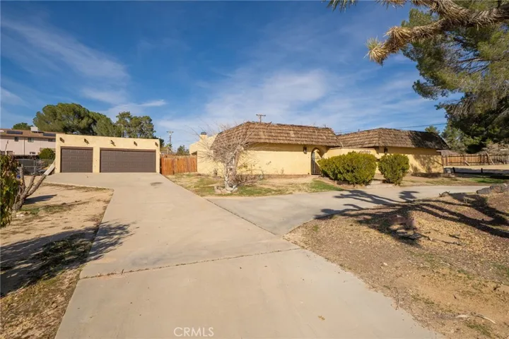 14580 Keota Road, Apple Valley, California 92307