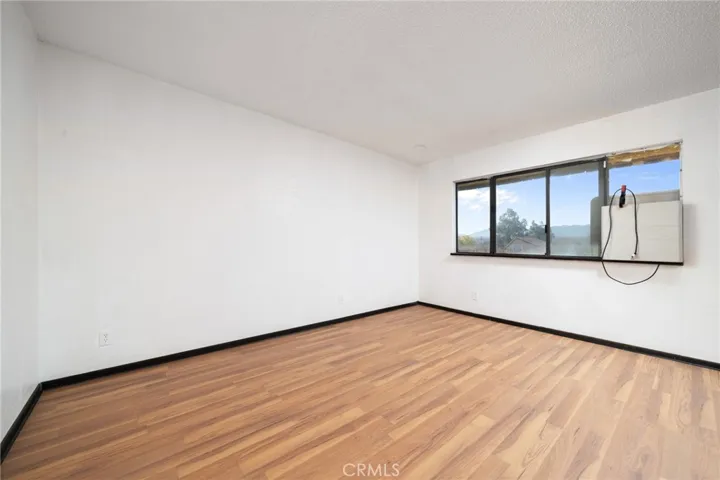 14580 Keota Road, Apple Valley, California 92307
