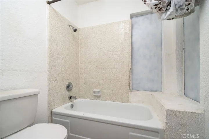 14580 Keota Road, Apple Valley, California 92307
