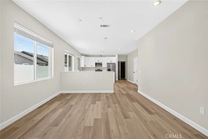 593 E 12th St 1, Beaumont, California 92223