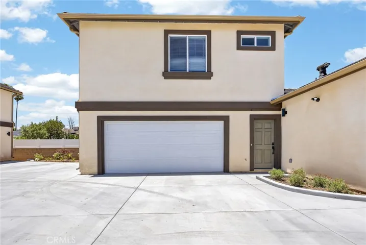 593 E 12th St 1, Beaumont, California 92223