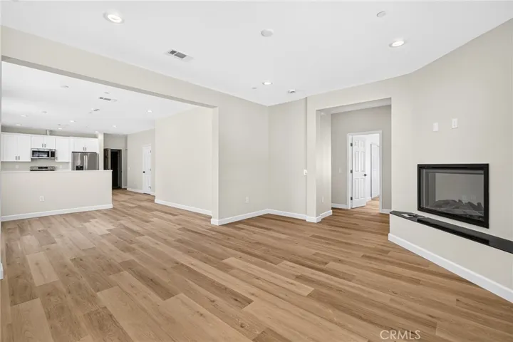 593 E 12th St 1, Beaumont, California 92223