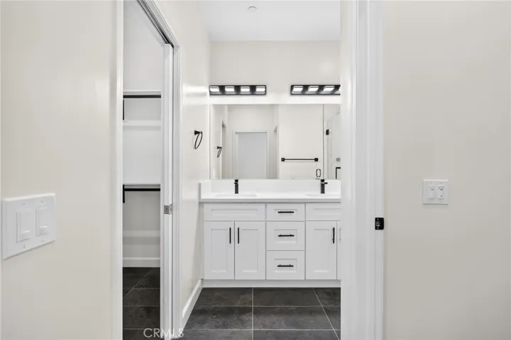 593 E 12th St 1, Beaumont, California 92223