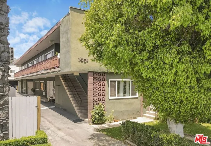 1001 E Acacia Avenue, Glendale, California 91205