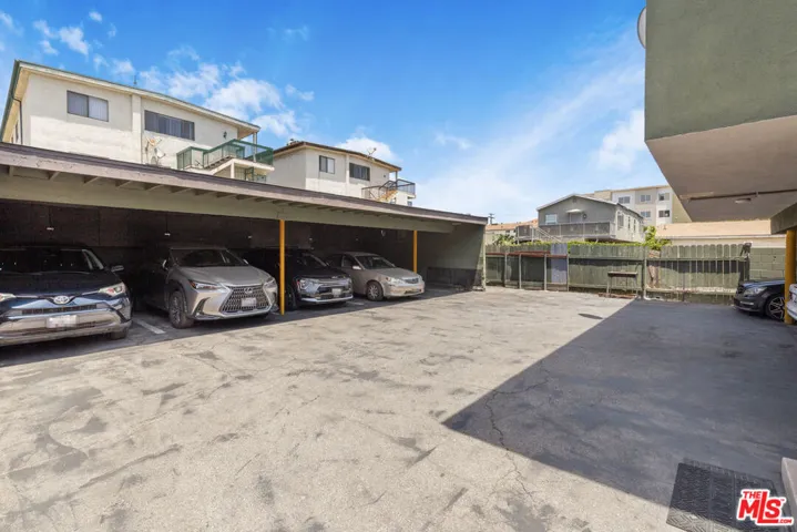 1001 E Acacia Avenue, Glendale, California 91205