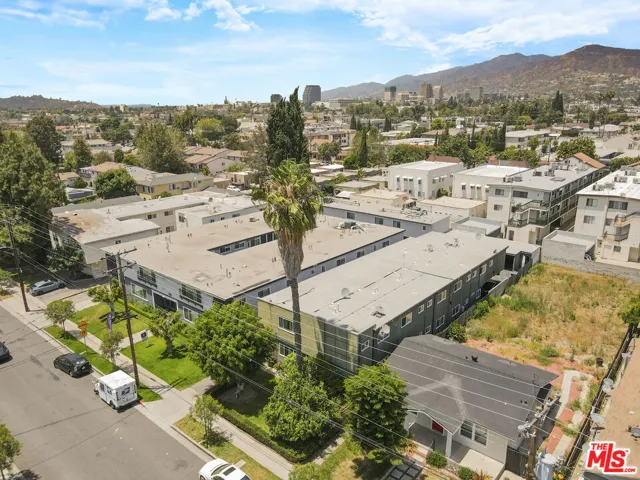 1001 E Acacia Avenue, Glendale, California 91205