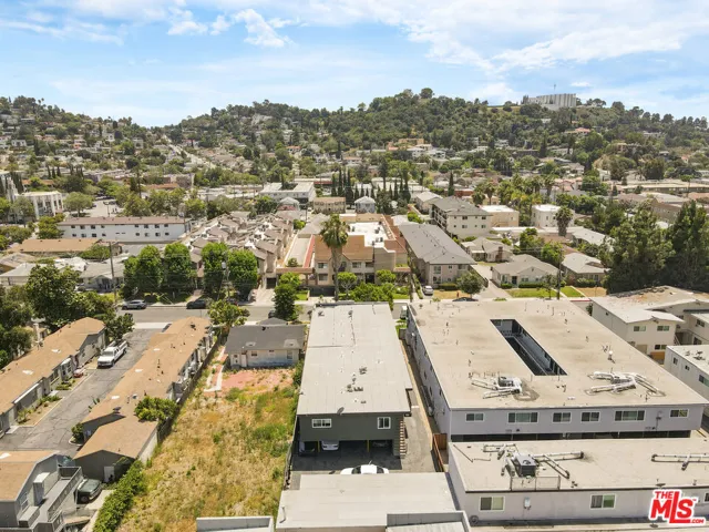 1001 E Acacia Avenue, Glendale, California 91205