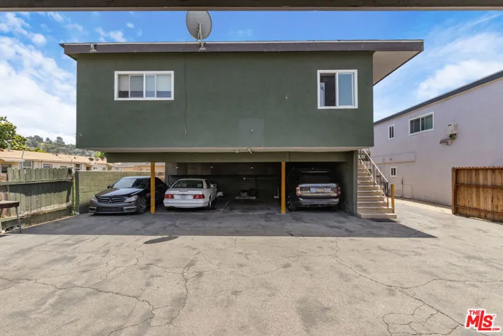 1001 E Acacia Avenue, Glendale, California 91205