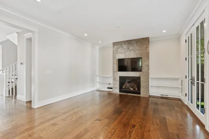 240 University Drive, Menlo Park, California 94025